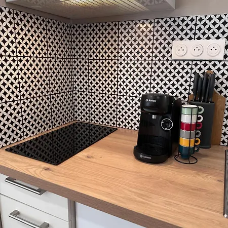 Le 28 Bis - Moderne & Confort * 永河畔拉罗什